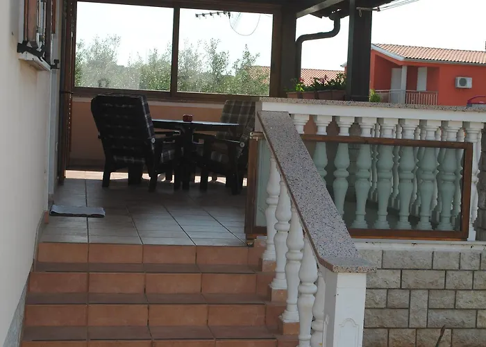 아파트 Holiday Ana *