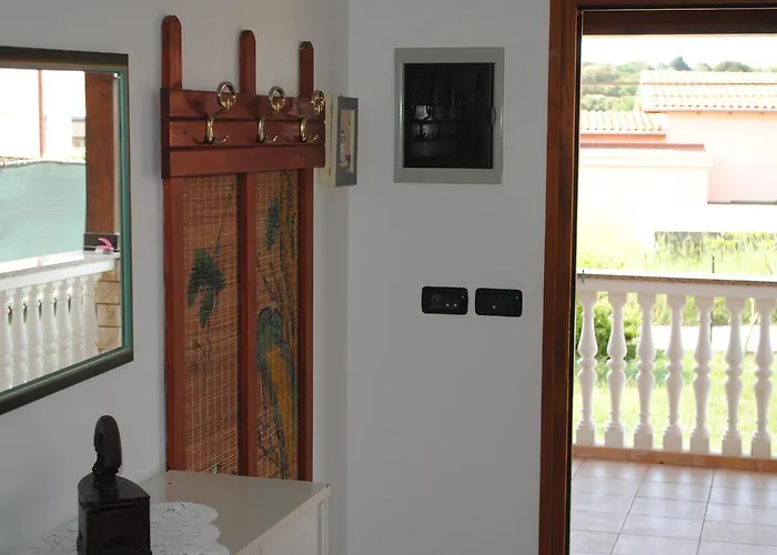 Holiday Ana 아파트